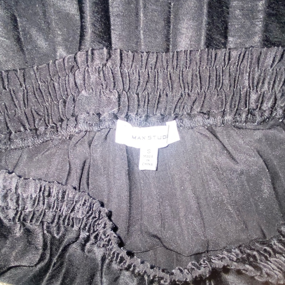 maxi skirt this is noticeably warm but can be fixed up with a clothing shaver.